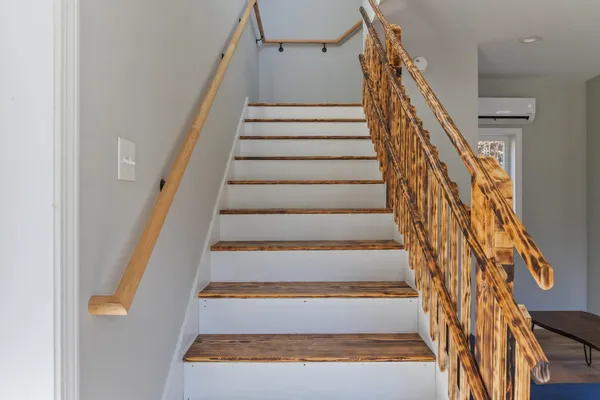 $309,900 | 82 Angus Drive, Johnson, VT 05656