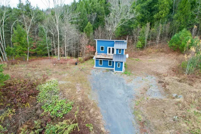 $344,900 | 82 Angus Drive, Johnson, VT 05656