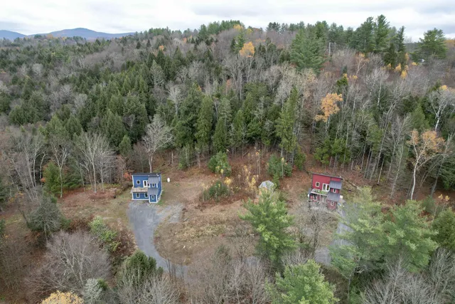 $324,900 | 82 Angus Drive, Johnson, VT 05656