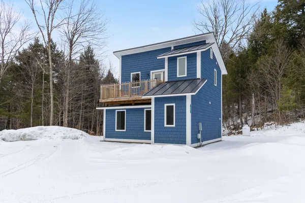 $309,900 | 82 Angus Drive, Johnson, VT 05656