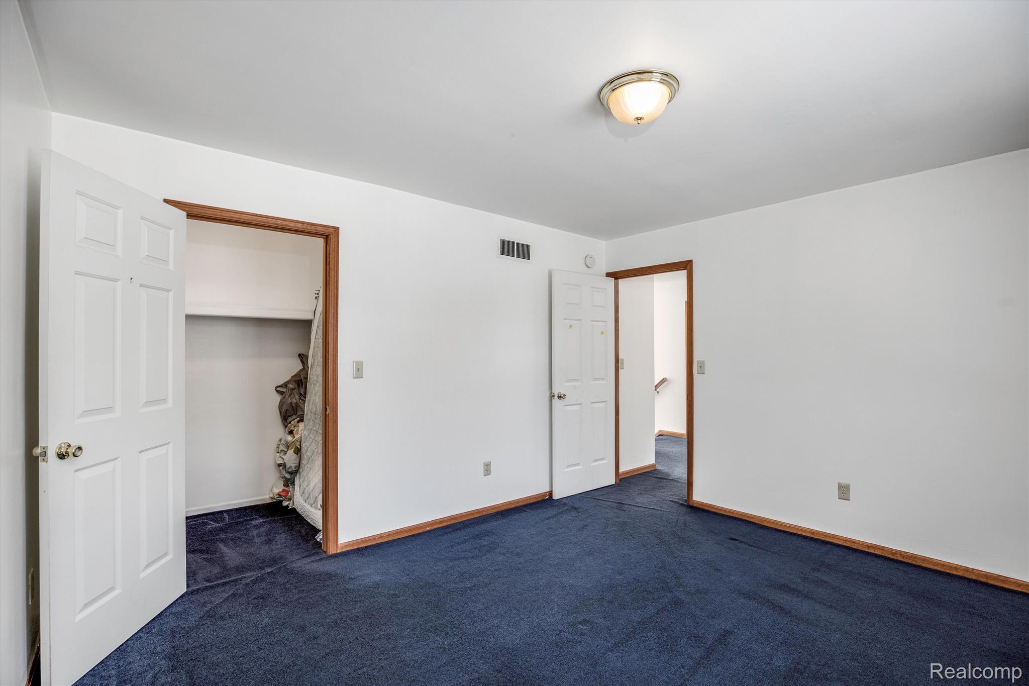 36800 West 11 Mile Road Farmington, MI 48331 - Photo 35 of 47 Gallery Image 35