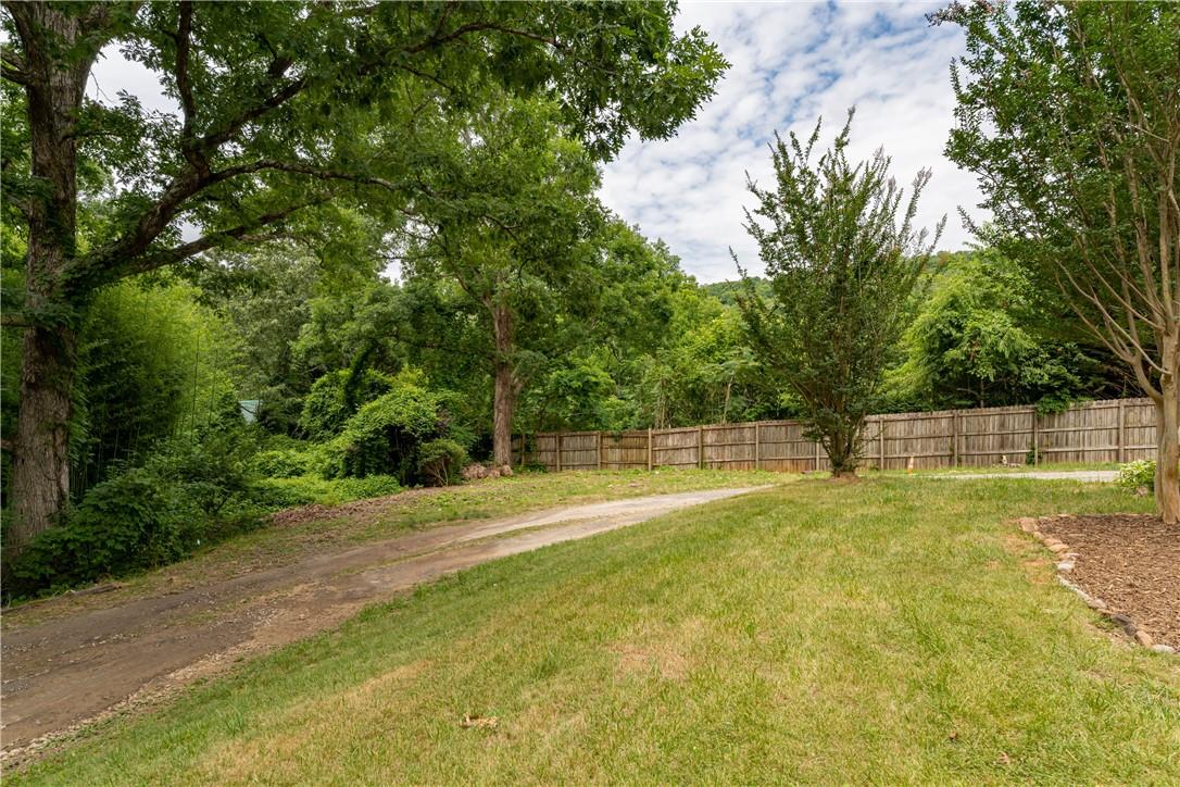 137 Ridge Cross Road Asheville, NC 28805 - Photo 17 of 20 Gallery Image 17