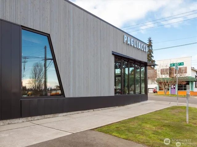 a car parked in front of a building