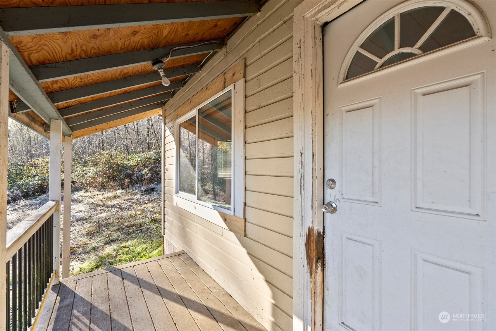 1906 Stuart Street Raymond, WA 98577 - Photo 5 of 21 Gallery Image 5