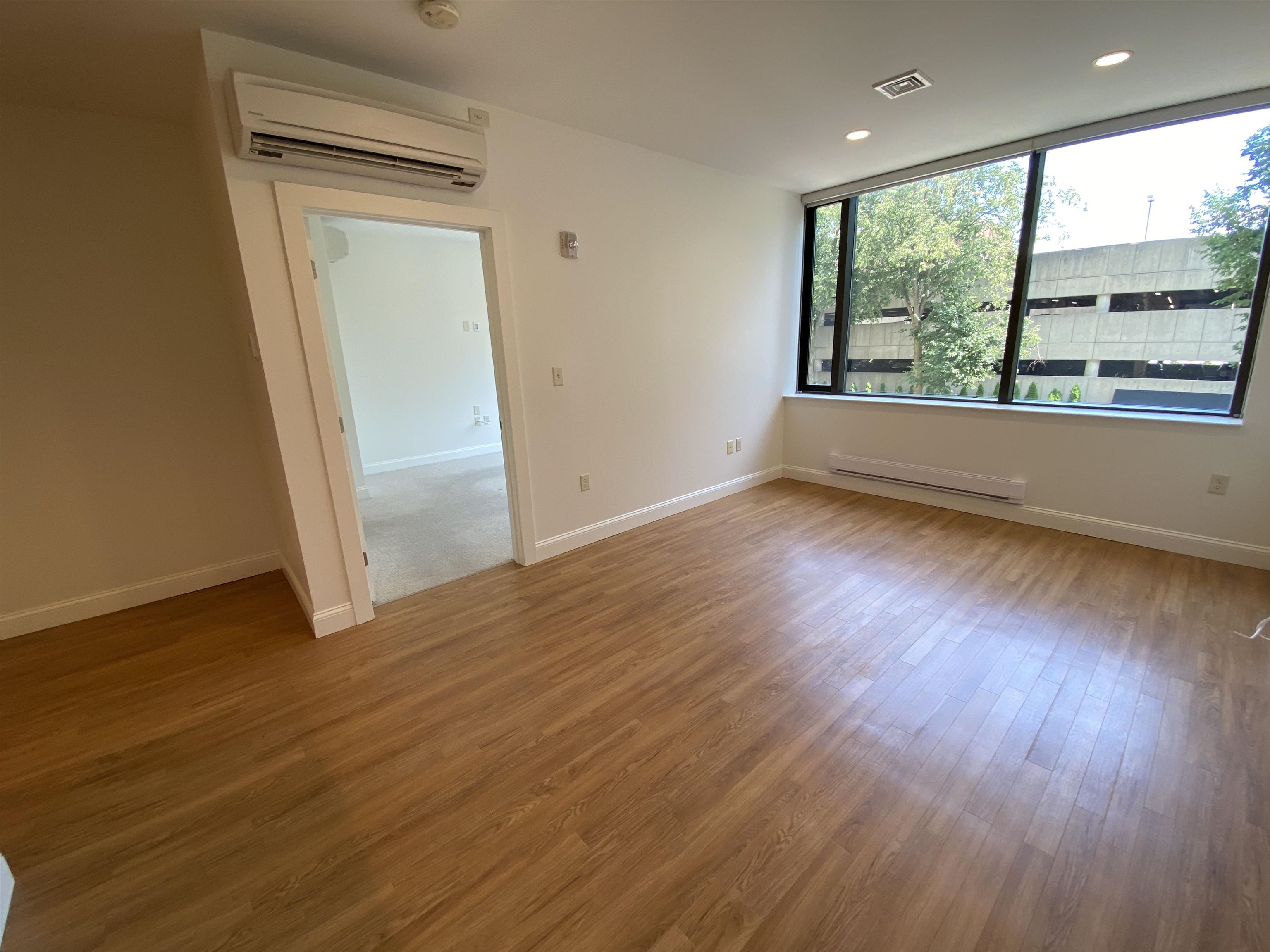 875 Elm Street, Unit 211 Manchester, NH 03101 - Photo 13 of 38