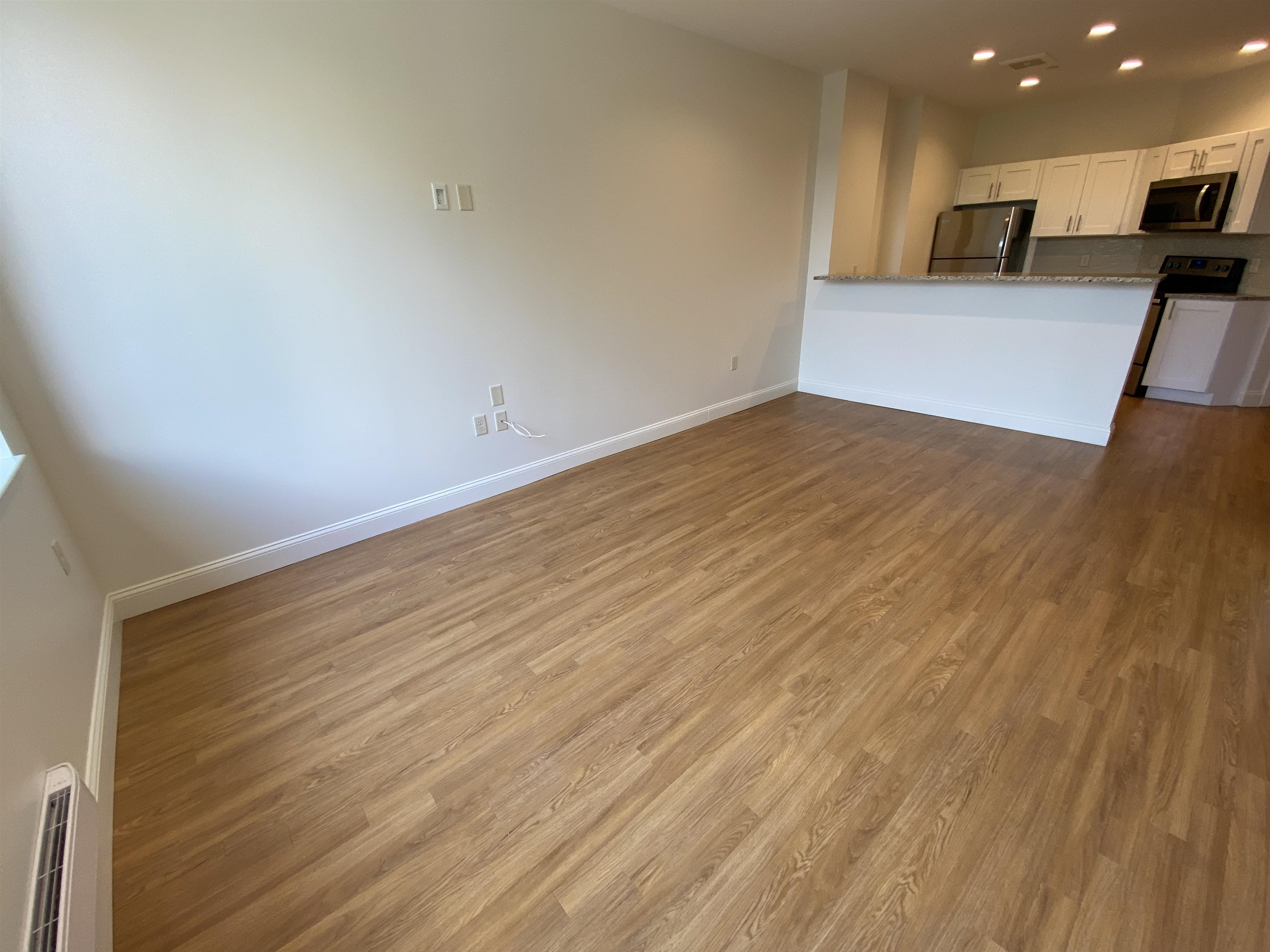 875 Elm Street, Unit 211 Manchester, NH 03101 - Photo 14 of 38