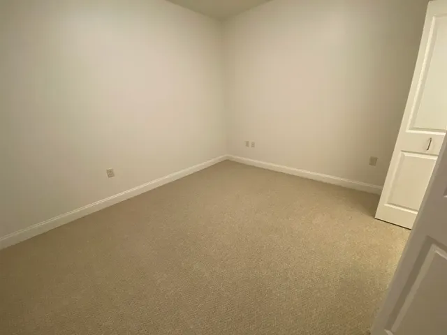 $2,583 | 875 Elm Street, Unit 211, Manchester, NH 03101