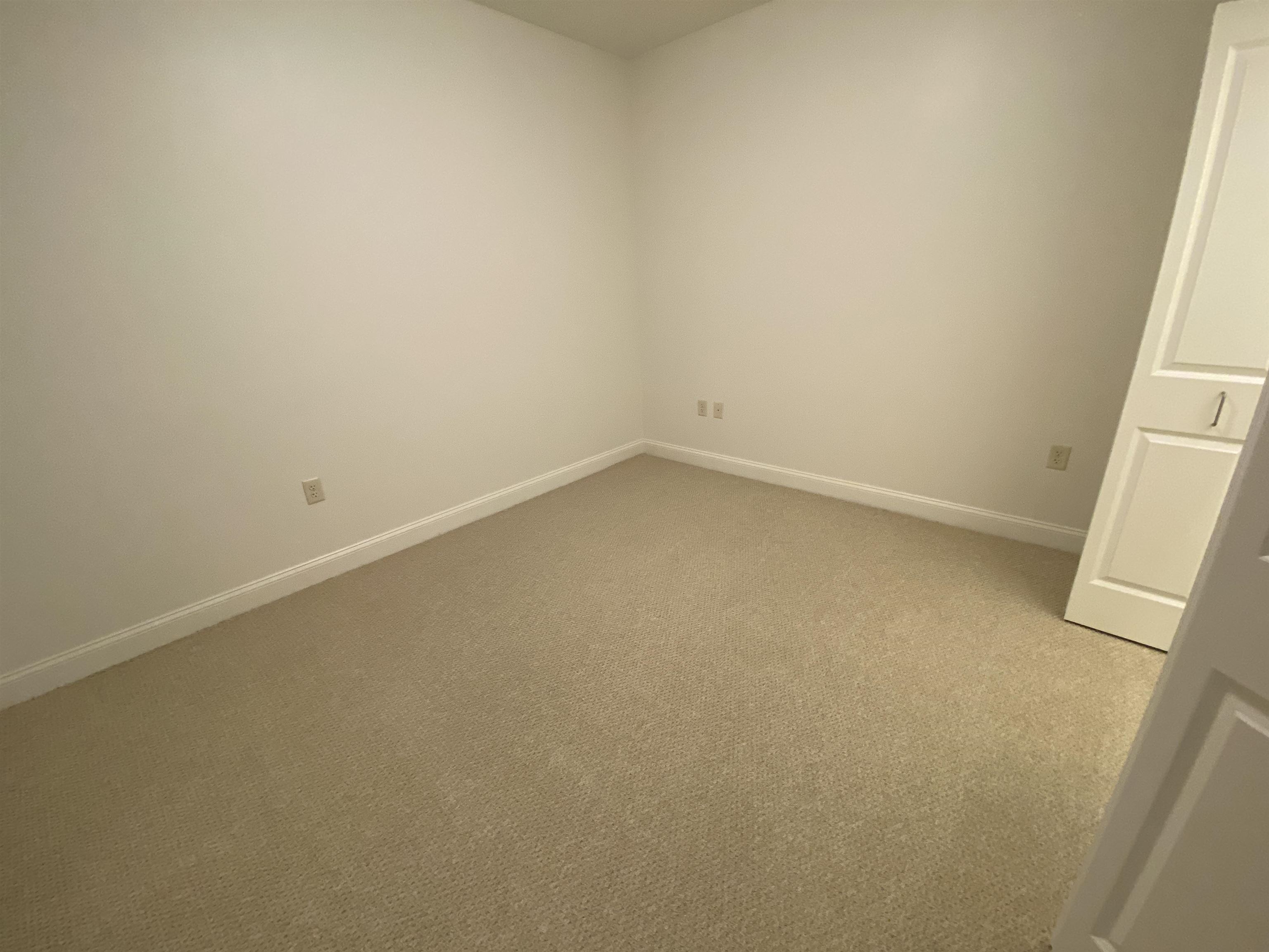 875 Elm Street, Unit 211 Manchester, NH 03101 - Photo 22 of 38