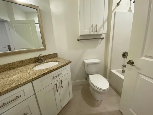 $2,583 | 875 Elm Street, Unit 211, Manchester, NH 03101