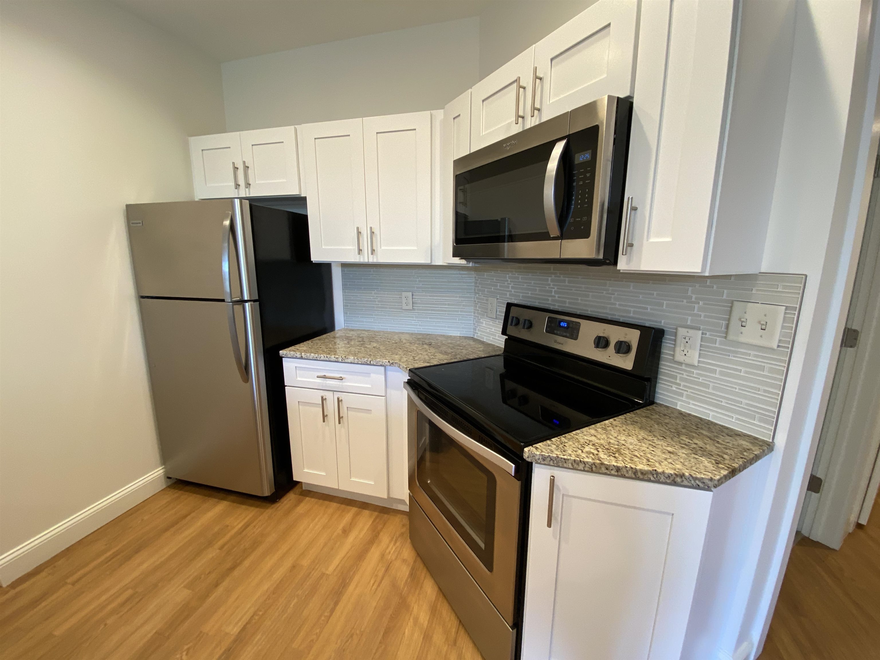 875 Elm Street, Unit 211 Manchester, NH 03101 - Photo 8 of 38