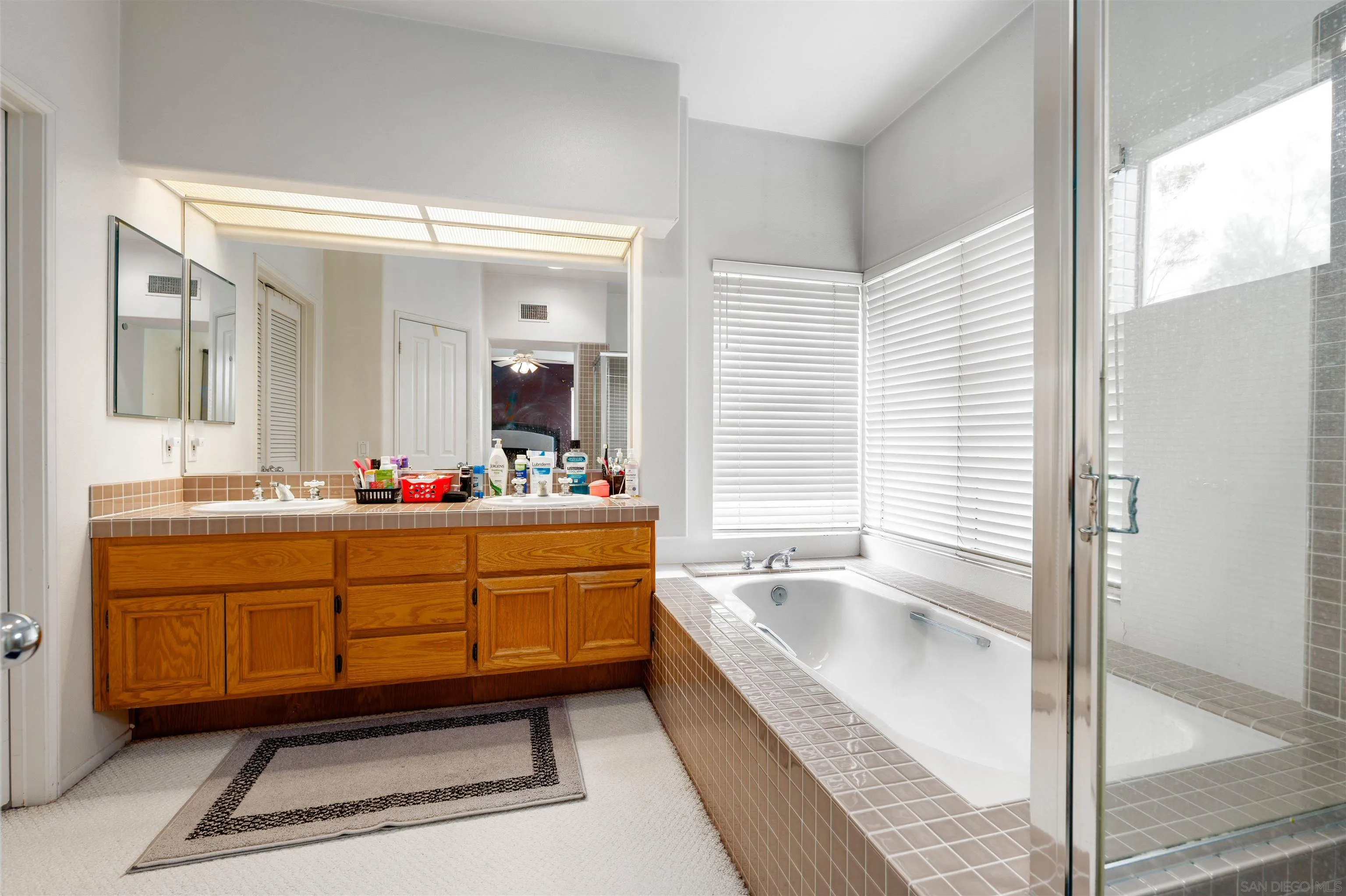 13957 Carmel Ridge Road San Diego, CA 92128 - Photo 5 of 26