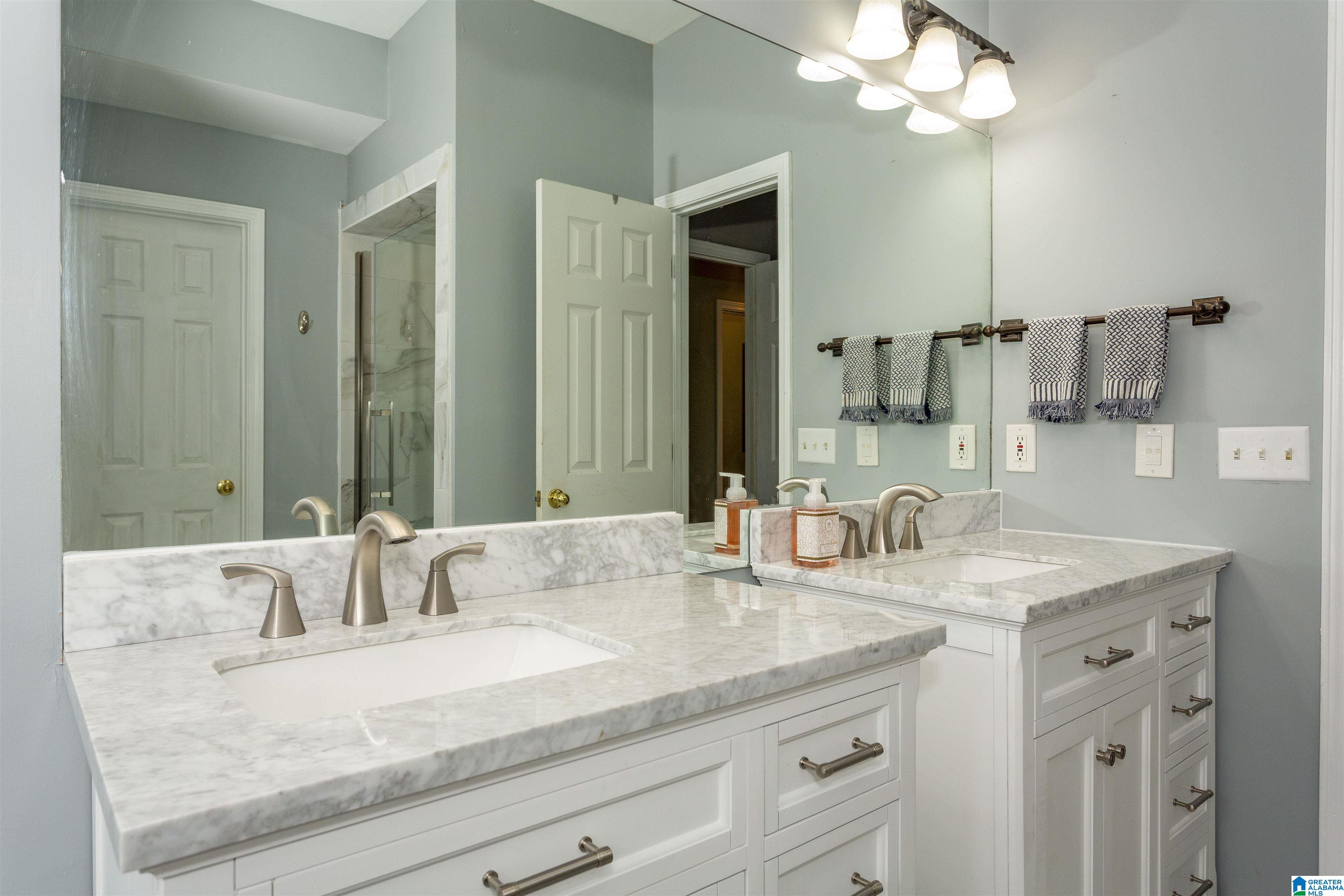 225 Summer Brook Lane Alabaster, AL 35007 - Photo 32 of 60
