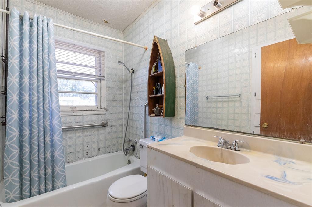 1407 Herring Street Merkel, TX 79536 - Photo 8 of 25