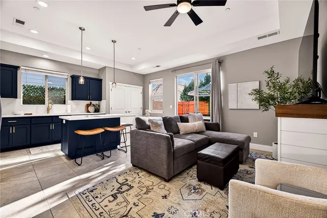 $425,000 | 2855 Pin Oak Lane, Chico, CA 95928