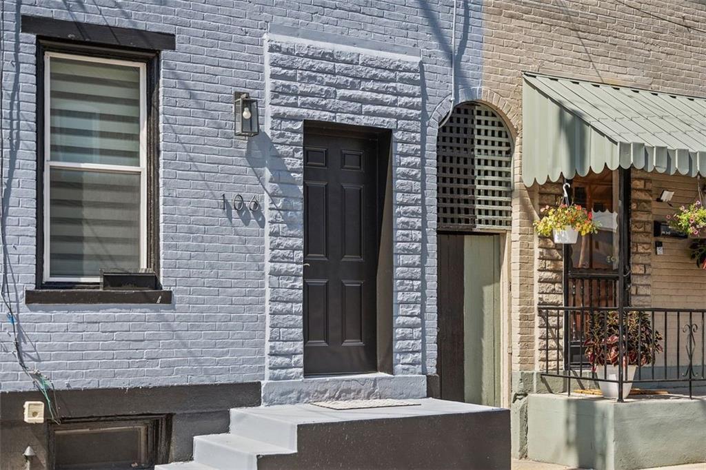 106 44th Street Pittsburgh, PA 15201 - Photo 3 of 41 a view of front door of house