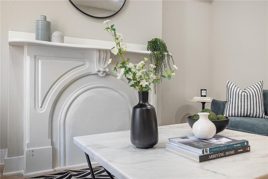 106 44th Street Pittsburgh, PA 15201 - Photo 7 of 41 a vase of flowers sitting on a table