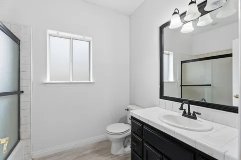 $789,000 | 602 Fallbrook Avenue, Clovis, CA 93611