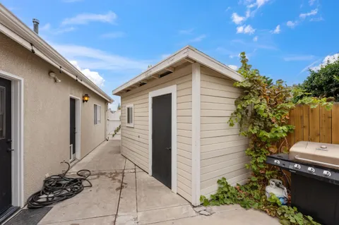 $789,000 | 602 Fallbrook Avenue, Clovis, CA 93611