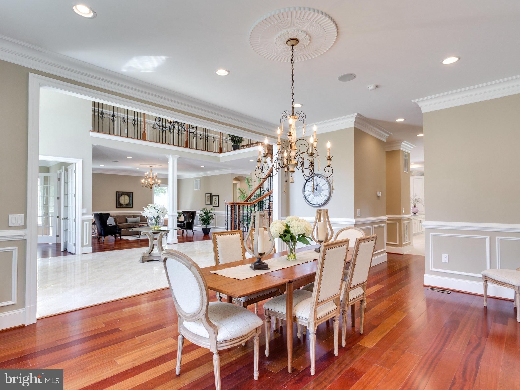 385 Court House Road Southwest Vienna, VA 22180 - Photo 15 of 29 Dining Room View of Foyer