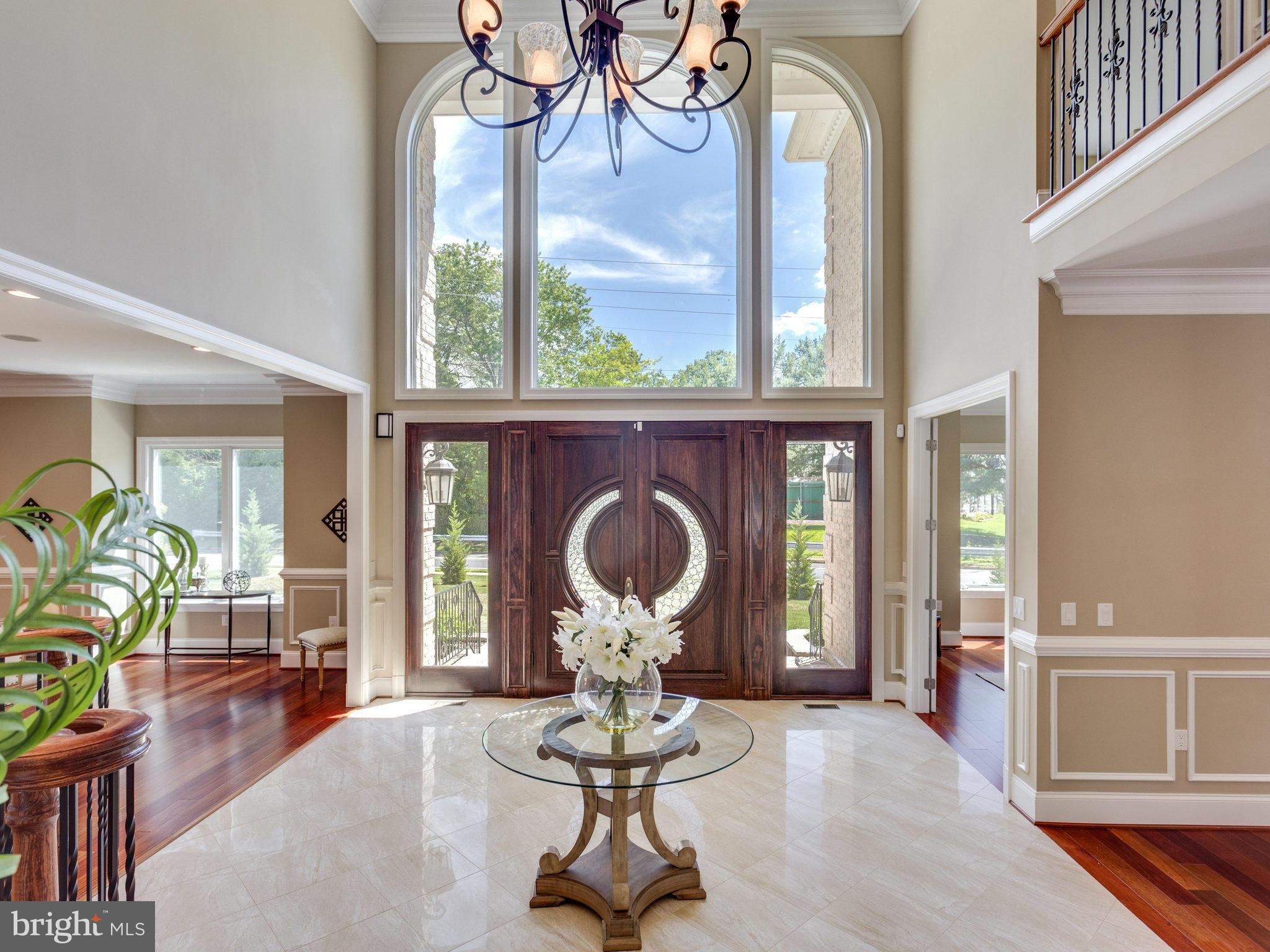 385 Court House Road Southwest Vienna, VA 22180 - Photo 4 of 29 Grand Foyer