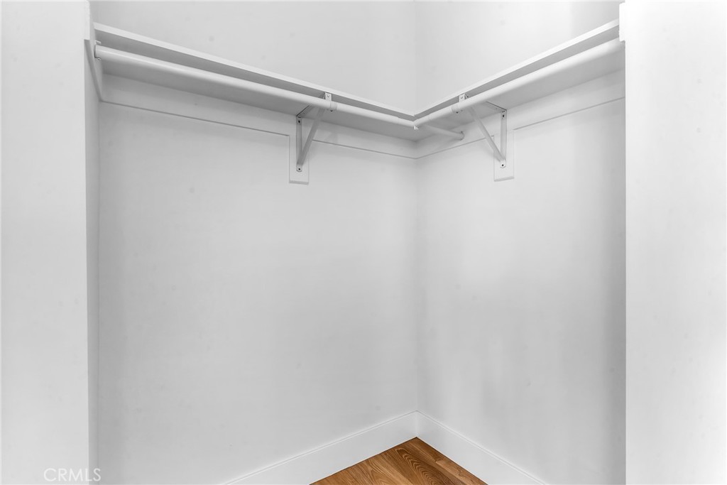 4453 Colfax Avenue, Unit 2 Studio City, CA 91602 - Photo 20 of 60 a view of a small space