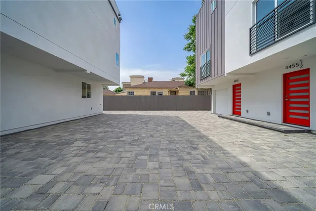 a view of a terrace with skyline