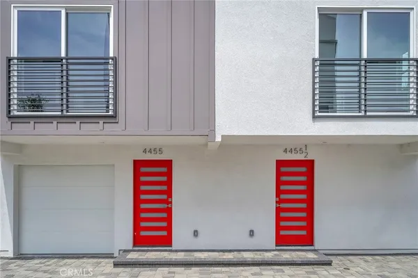$6,000 | 4453 Colfax Avenue, Unit 2, Studio City, CA 91602