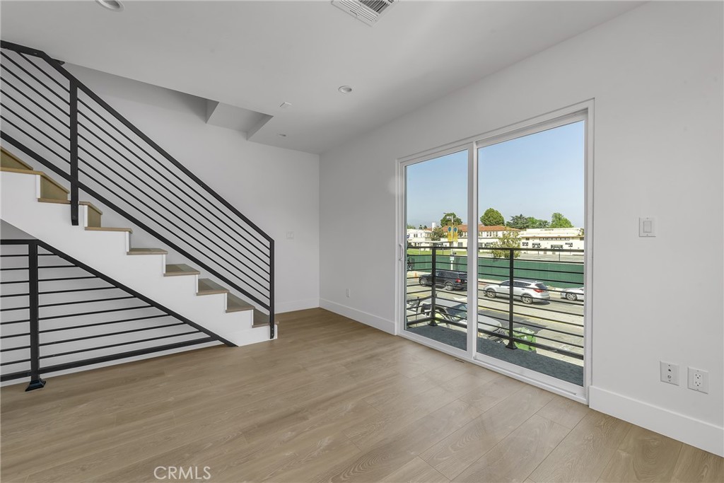4453 Colfax Avenue, Unit 2 Studio City, CA 91602 - Photo 7 of 60 wooden floor in a room