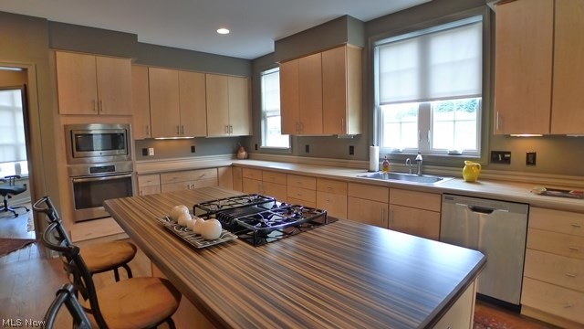 3505 Legends Way Cleveland, OH 44124 - Photo 13 of 25