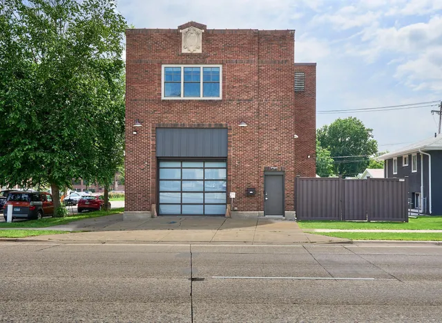 $1,270,000 | 1290 Snelling Avenue North, St. Paul, MN 55108