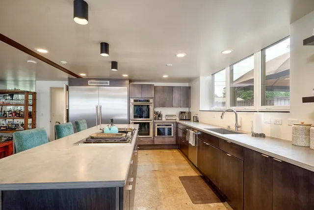 $1,270,000 | 1290 Snelling Avenue North, St. Paul, MN 55108