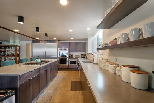 $1,270,000 | 1290 Snelling Avenue North, St. Paul, MN 55108