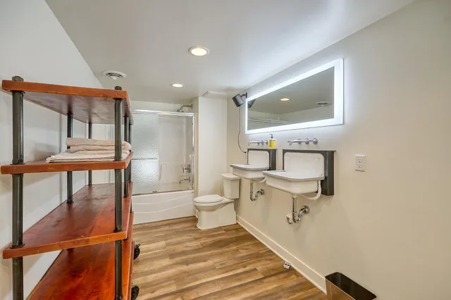 $1,270,000 | 1290 Snelling Avenue North, St. Paul, MN 55108