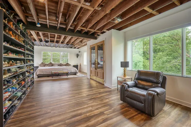 $1,270,000 | 1290 Snelling Avenue North, St. Paul, MN 55108