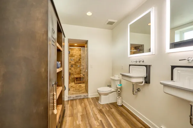 $1,270,000 | 1290 Snelling Avenue North, St. Paul, MN 55108