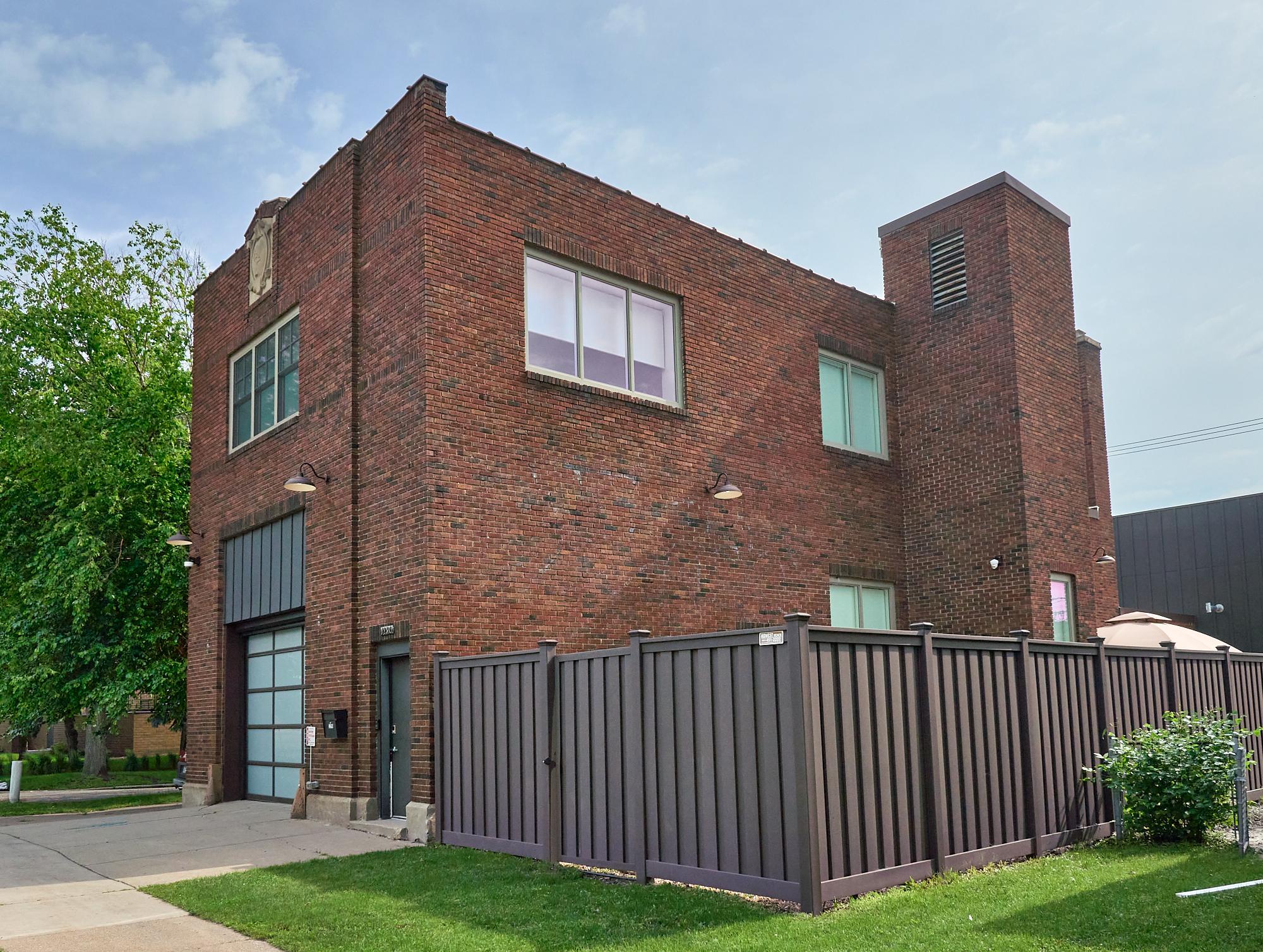 1290 Snelling Avenue North St. Paul, MN 55108 - Photo 3 of 36