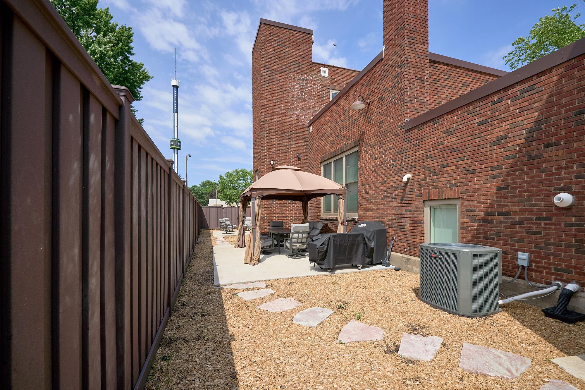 1290 Snelling Avenue North St. Paul, MN 55108 - Photo 32 of 36