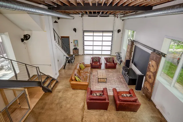 $1,270,000 | 1290 Snelling Avenue North, St. Paul, MN 55108