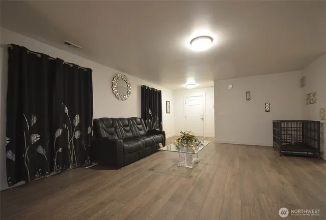 $519,950 | 20000 Kuper Court Southwest, Centralia, WA 98531