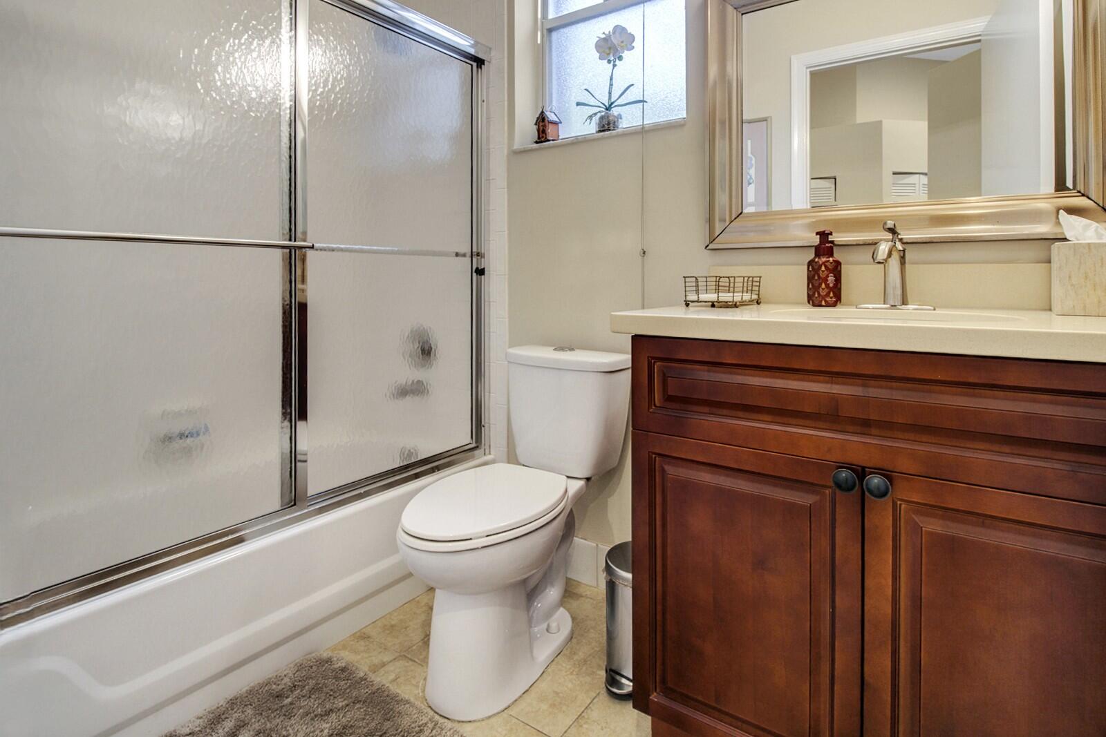 6684 Northwest 23rd Terrace Boca Raton, FL 33496 - Photo 21 of 24 Guest Bath