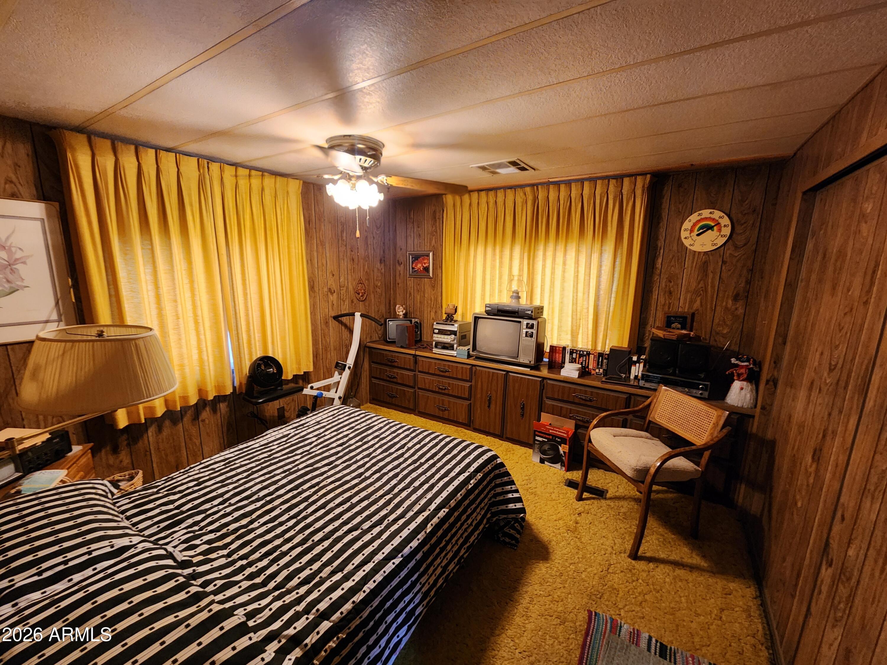 2400 Rogers Loop Show Low, AZ 85901 - Photo 6 of 16 20250412_154750