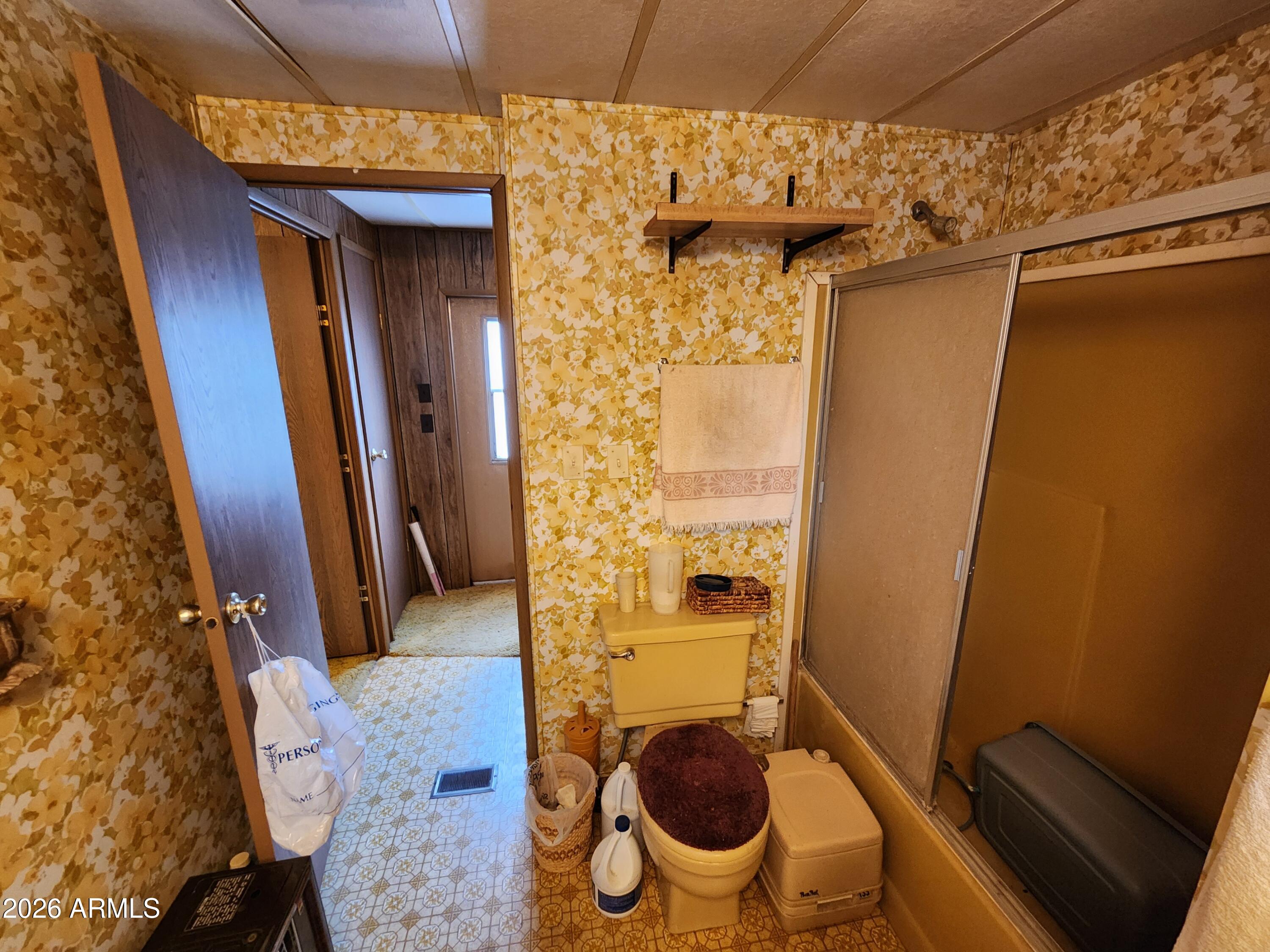 2400 Rogers Loop Show Low, AZ 85901 - Photo 8 of 16 20250412_154831