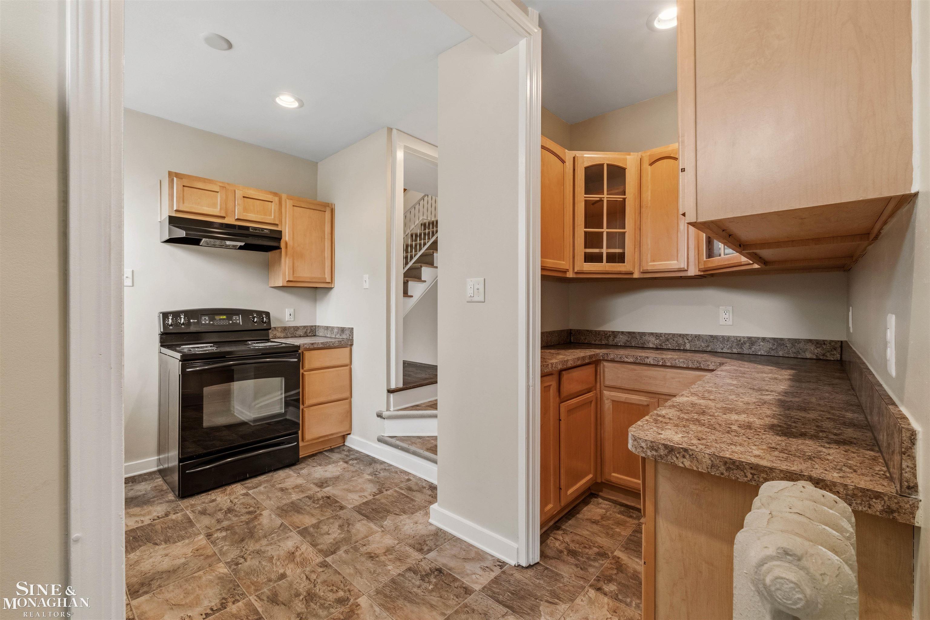 377 Rivard Boulevard Grosse Pointe, MI 48230 - Photo 10 of 45
