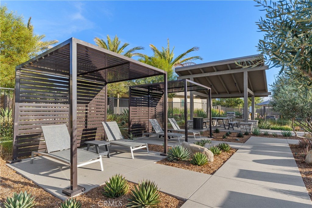 32063 Dayspring Way Temecula, CA 92591 - Photo 53 of 65 HOA