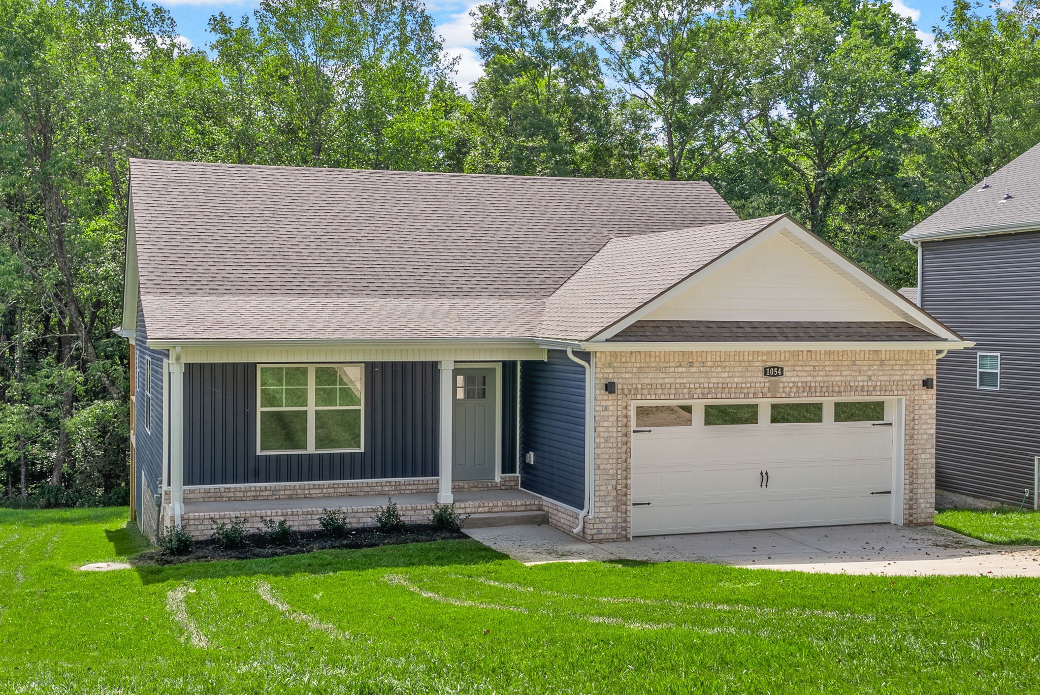 1054 Pollard Road Clarksville, TN 37042 - Photo 3 of 40