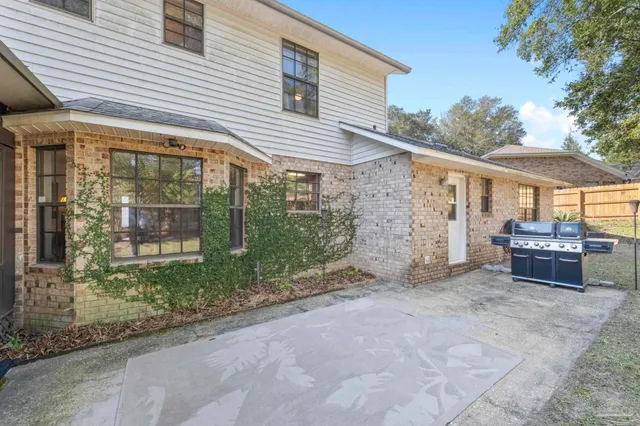 $355,000 | 9812 Bridgewood Lane, Pensacola, FL 32514