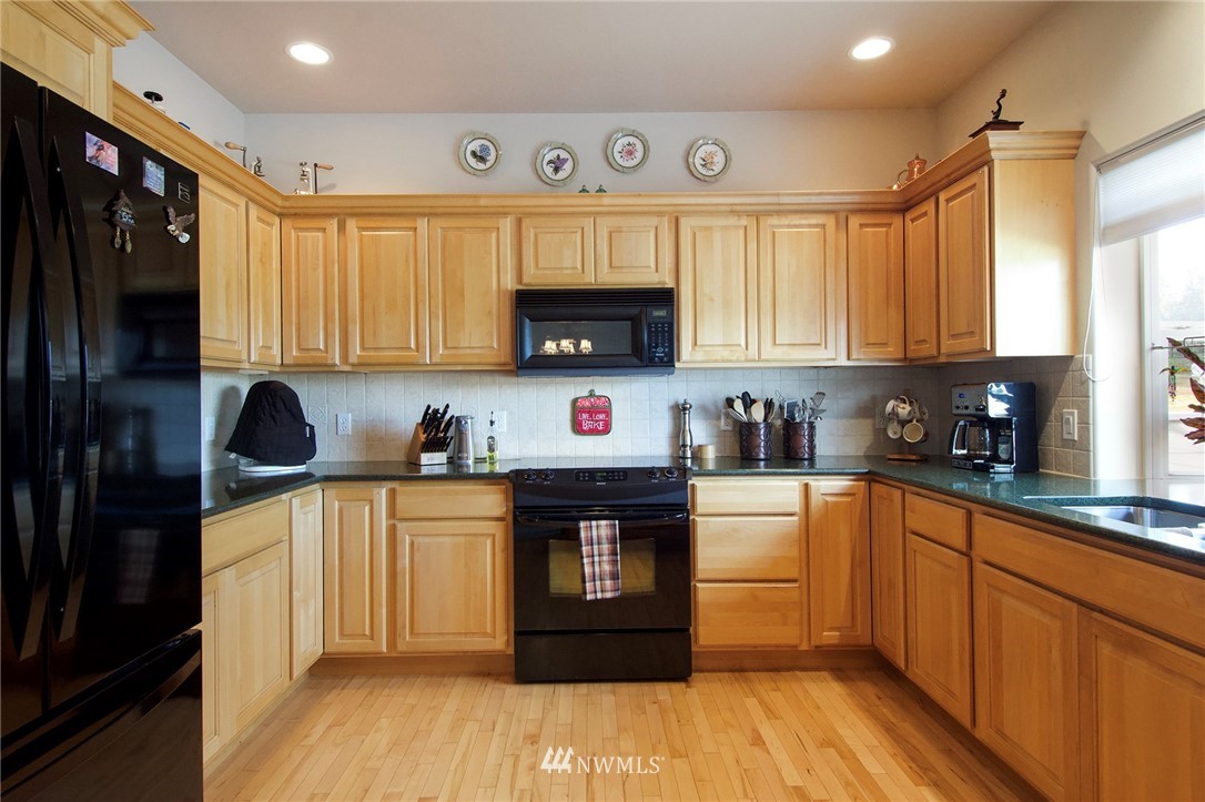 60 Cascadia Loop, Unit B Sequim, WA 98382 - Photo 15 of 40