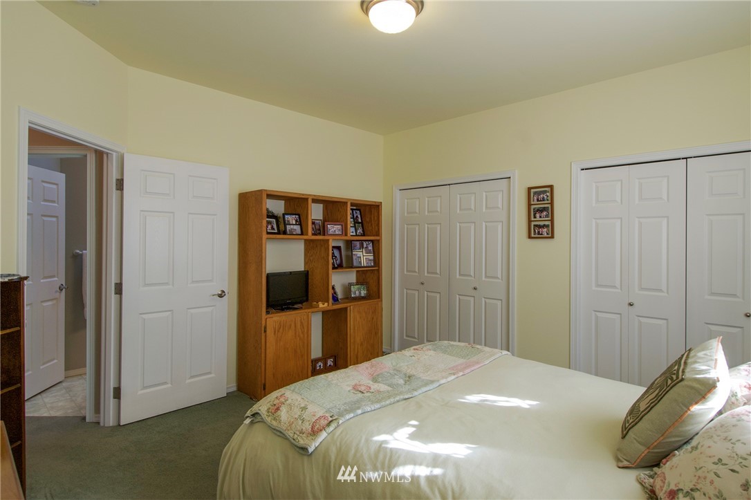 60 Cascadia Loop, Unit B Sequim, WA 98382 - Photo 24 of 40