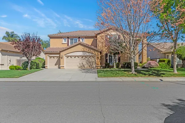 $819,000 | 2717 Vestrella Drive, Modesto, CA 95356