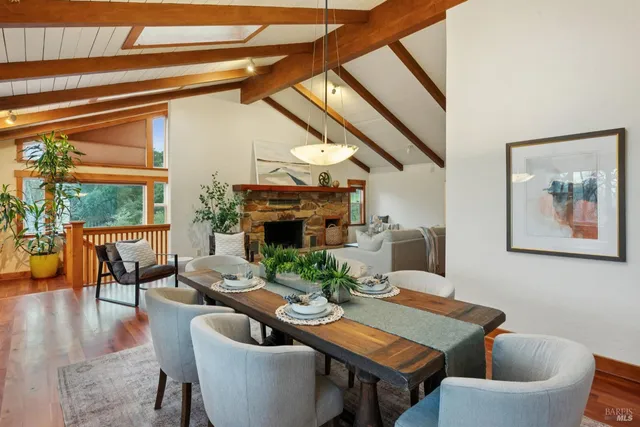 $2,000,000 | 2016 Park Vista Court, Santa Rosa, CA 95405